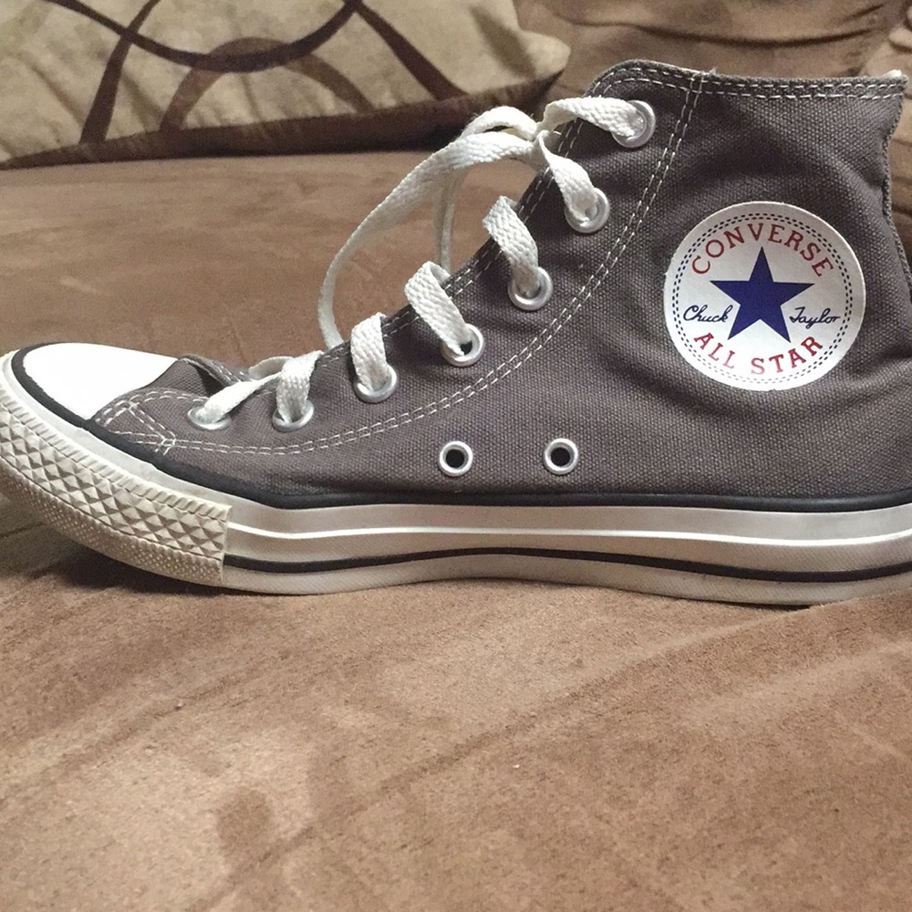 Grey Converse - Picture 2 of 5